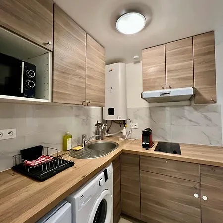 Apartment 2 Pieces Tres Calme *